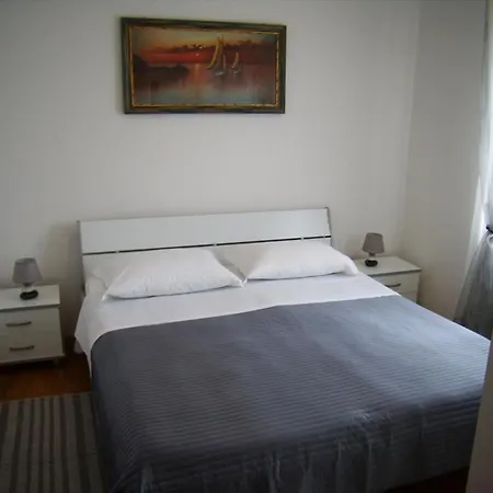 Alma Apartment