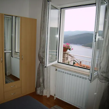 Alma Apartment